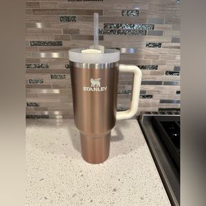 Stanley 40oz rose gold insulated tumbler with straw (used)